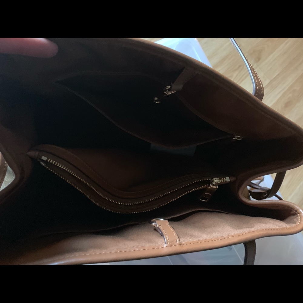 Coach Bag 😍 - Picture 4 of 5